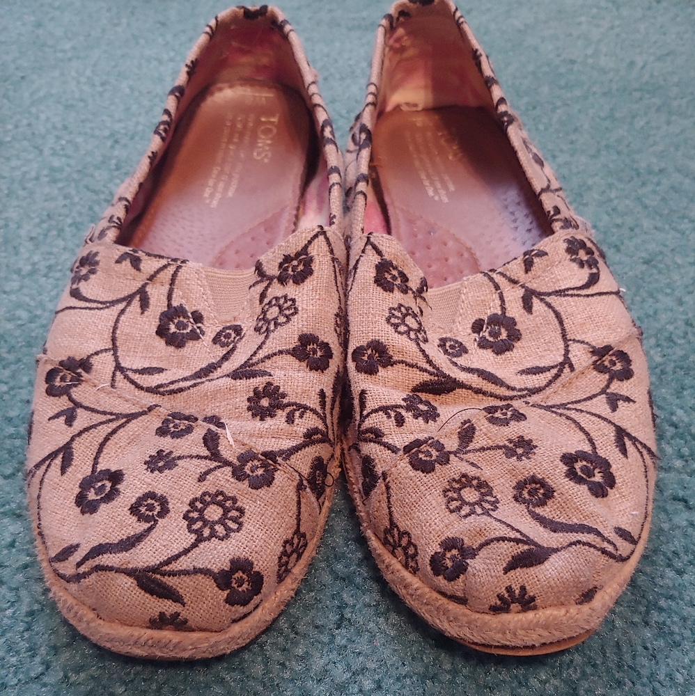 Toms Flats